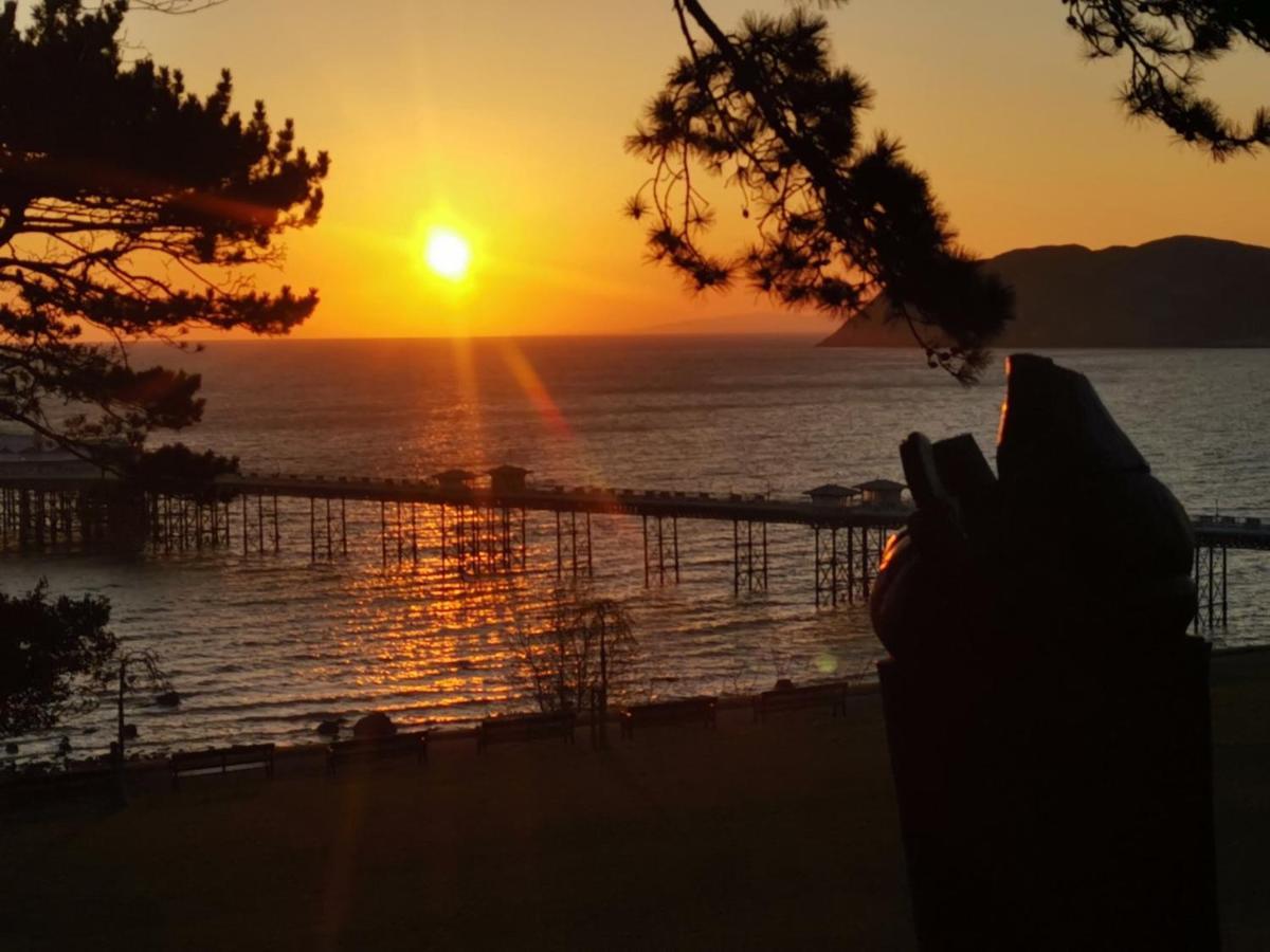 Bron Orme Private Hotel Llandudno Dış mekan fotoğraf