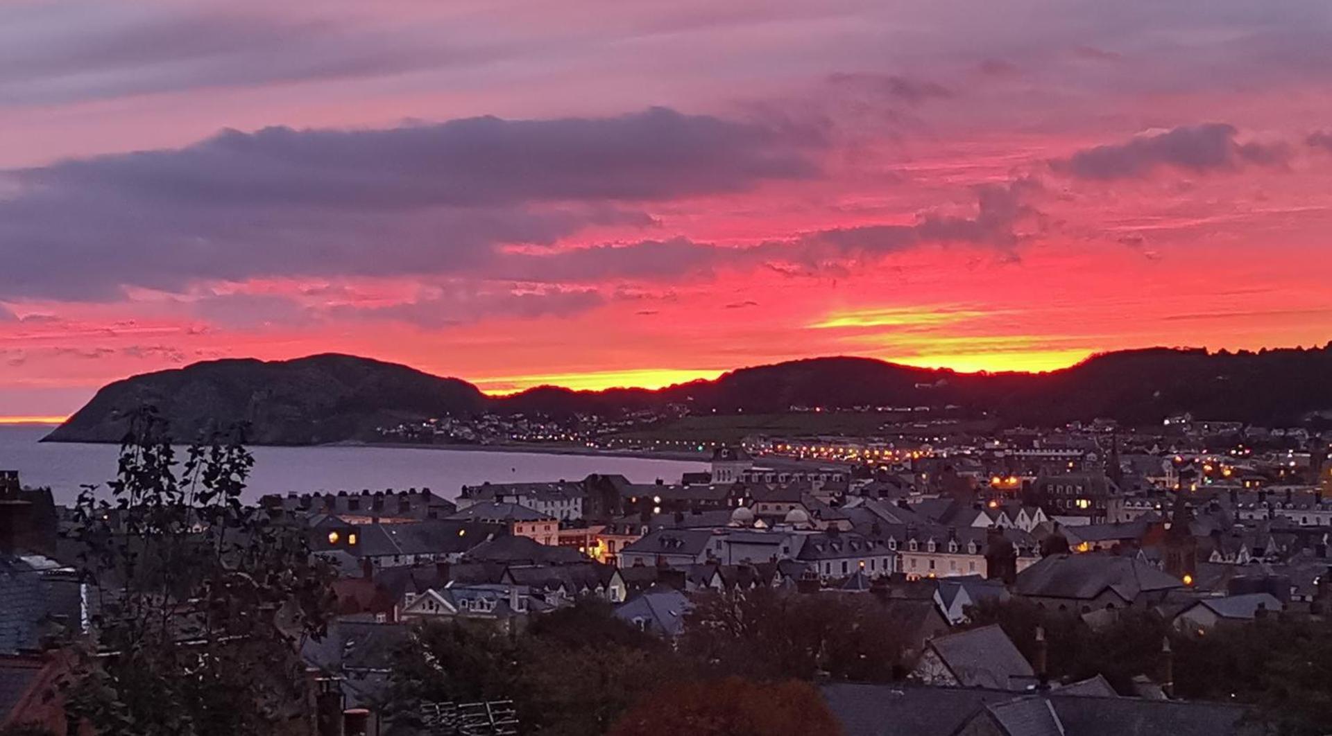 Bron Orme Private Hotel Llandudno Dış mekan fotoğraf